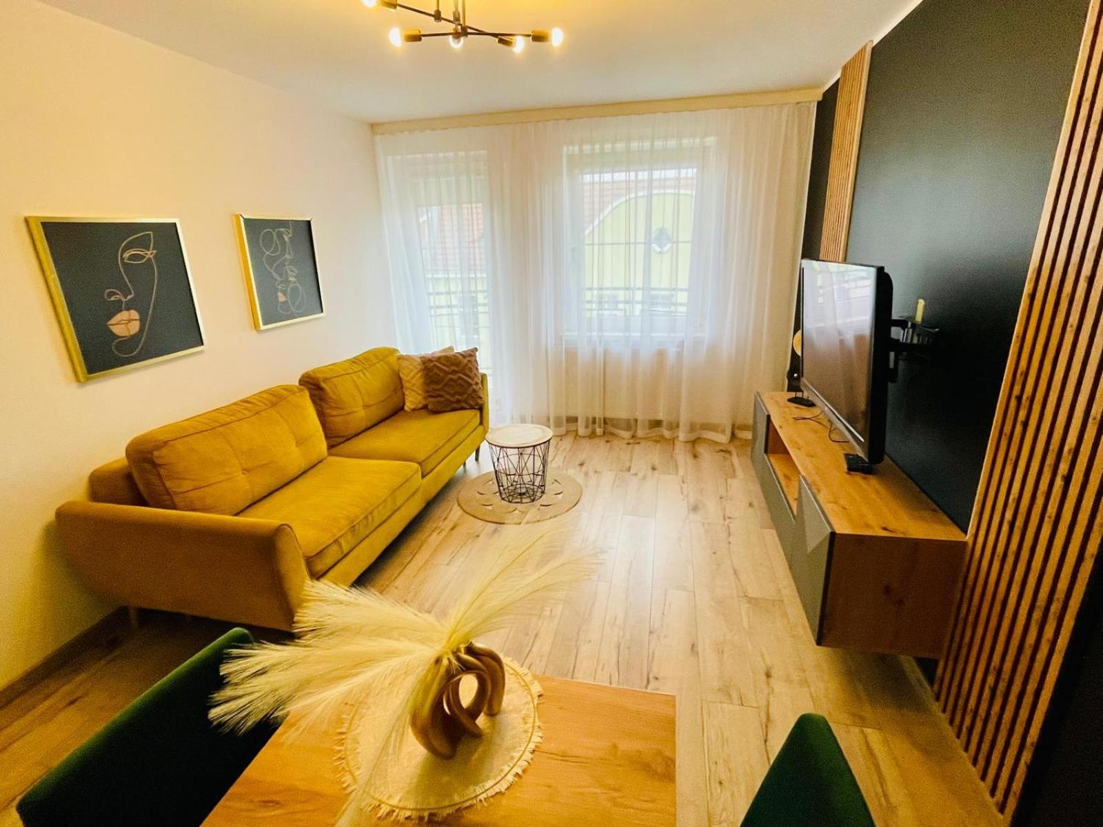 Blue Apartment Close To Old Town Бидгошч Екстериор снимка